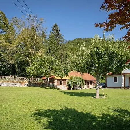 Pr' Mirotu Lejlighed