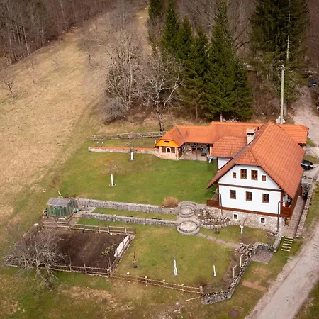 Pr' Mirotu Lejlighed *