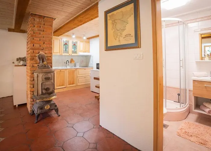 Pr' Mirotu * Osilnica